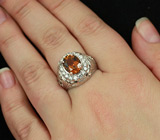 Серебряное кольцо с золотистым топазом Серебро 925