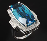 Серебряное кольцо c синим и бесцветным кубиком циркония Серебро 925
