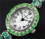 Часы на серебряном браслете с изумрудами Серебро 925