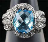 Стильное кольцо с голубым топазом