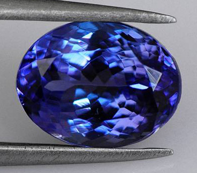 Чистейший танзанит 3,3 карат! Топовый камень
