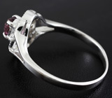 Серебряное кольцо c пурпурно-розовой шпинелью 0,62 карат Серебро 925