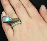 Золотое кольцо с бриолетом топаза и 155 бриллиантами