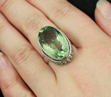Серебряное кольцо с зеленым аметистом Серебро 925