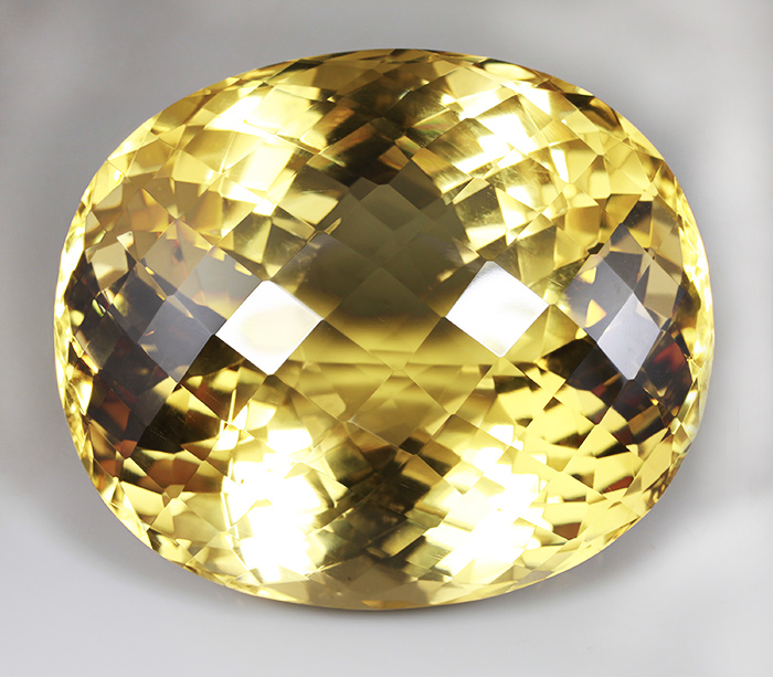 Гигантский цитрин 1245,5 карат! Музейный размер