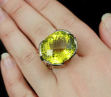 Серебряное кольцо c лимонным цитрином и пурпурными сапфирами Серебро 925