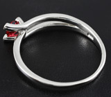 Изящное серебряное кольцо с пурпурно-красным сапфиром 0,38 карат Серебро 925