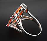 Серебряное кольцо с камеей и золотистыми сапфирами Серебро 925