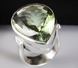 Серебряное кольцо с зеленым аметистом Серебро 925