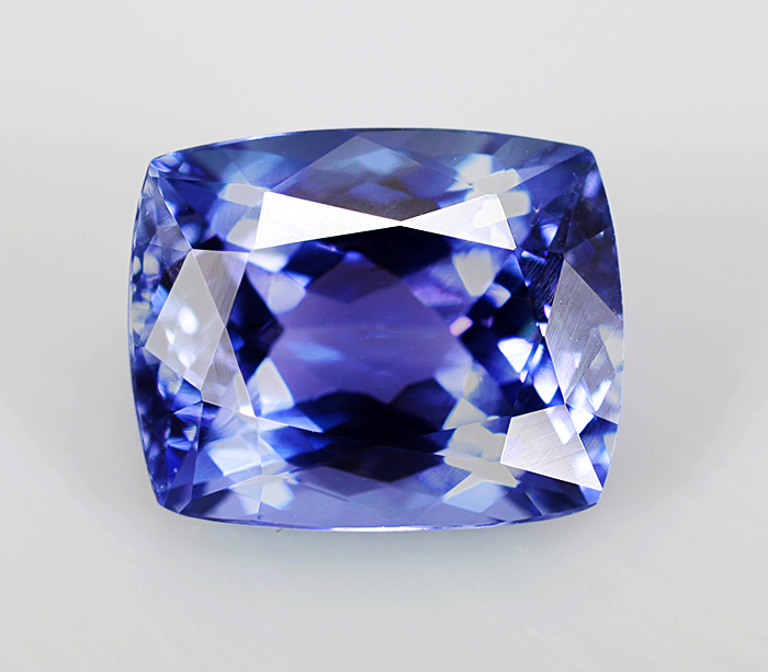 Чистейший танзанит 5,05 карат