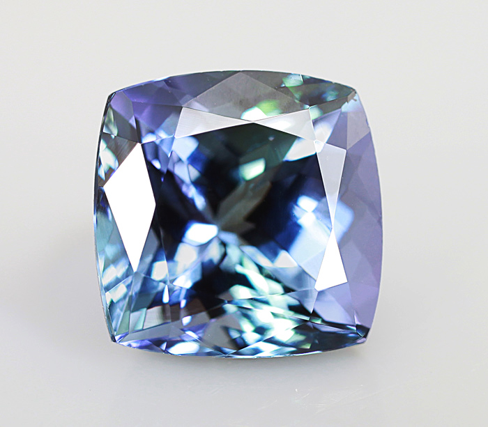 Танзанит 2,4 карат