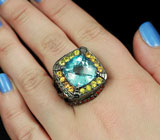 Серебряное кольцо c голубым топазом, разноцветными сапфирами и цаворитами гранатами Серебро 925