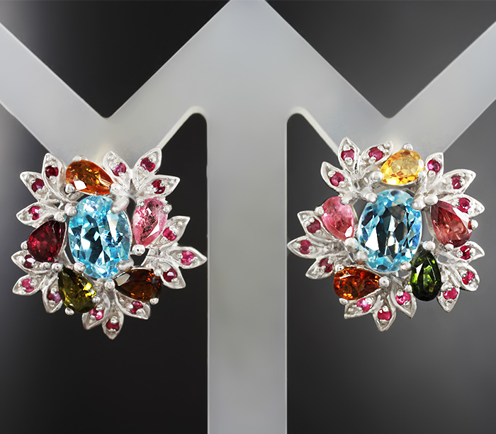 Праздничные серебряные серьги с топазами, разноцветными турмалинами и пурпурными сапфирами