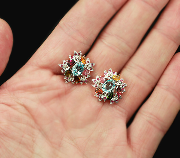 Праздничные серебряные серьги с топазами, разноцветными турмалинами и пурпурными сапфирами Серебро 925