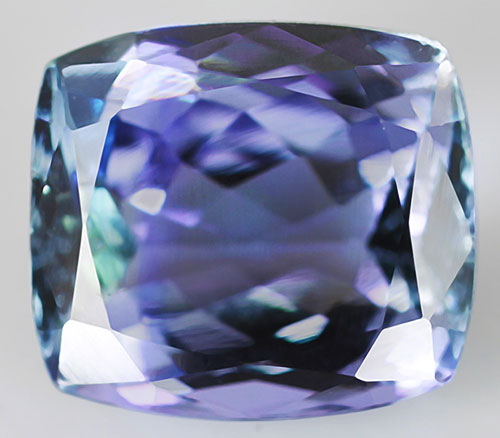 Полихромный танзанит со сменой цвета 3,04 карат