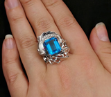 Скульптурное серебряное кольцо с голубым топазом Серебро 925
