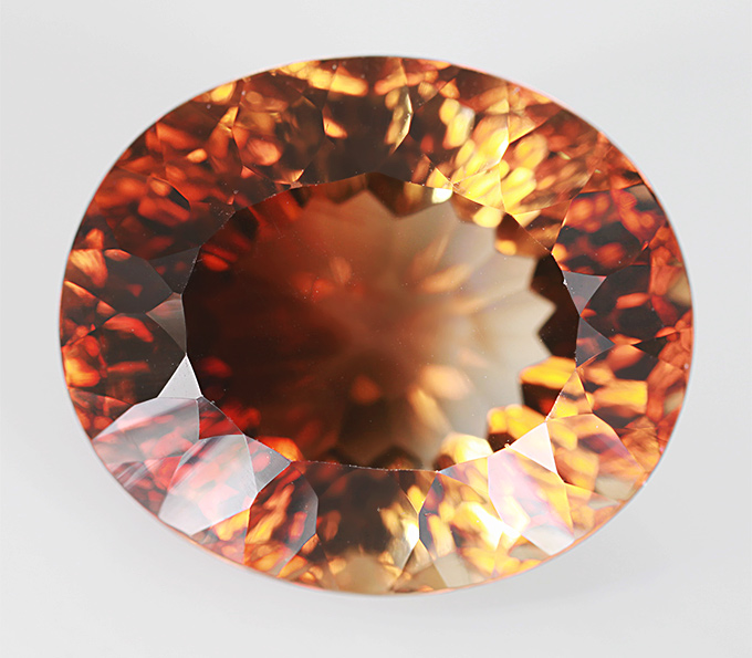 Империал топаз 21,5 карат