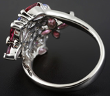 Серебряное кольцо с родолитами и танзанитами Серебро 925