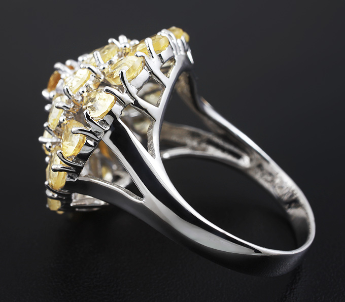 Эффектное серебряное кольцо с цитринами Серебро 925