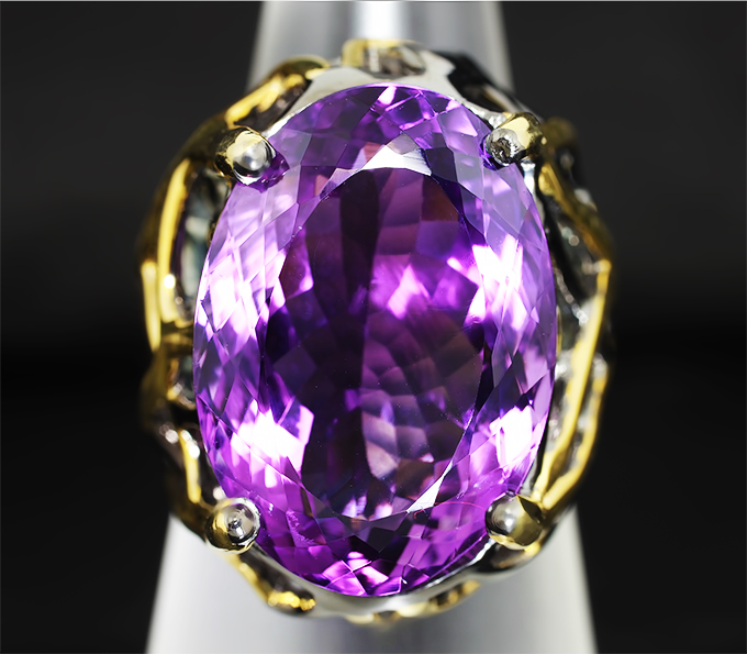 Серебряное кольцо c аметистом
