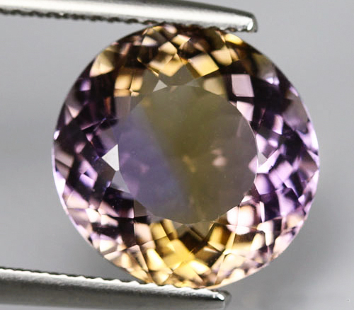 Аметрин 6,84 карат