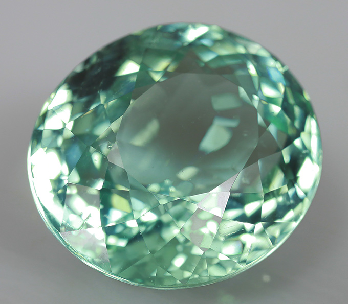 Крупный параиба турмалин 4,74 карат