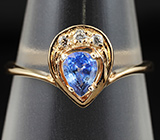Изящное серебряное кольцо с синим сапфиром 0,71 карат Серебро 925