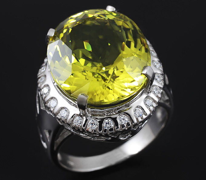 Серебряное кольцо c лимонным цитрином