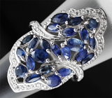 Превосходное серебряное кольцо с насыщенно-синими сапфирами и бесцветными топазами Серебро 925