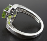Элегантное серебряное кольцо с перидотом Серебро 925