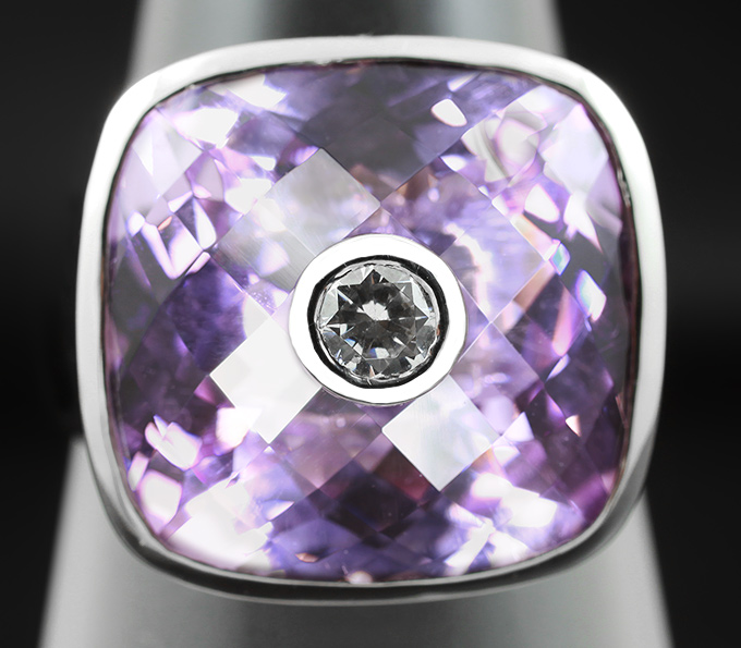 Серебряное кольцо с аметистом 11,99 карат
