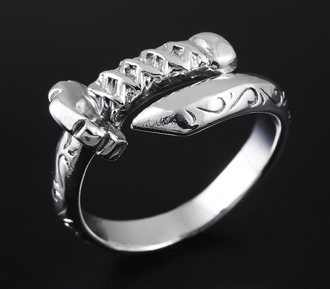 Серебряное кольцо «Катана»