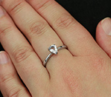 Серебряное кольцо с бесцветным кварцем Серебро 925