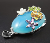 Серебряный кулон с голубым халцедоном, самоцветами и перламутром Серебро 925