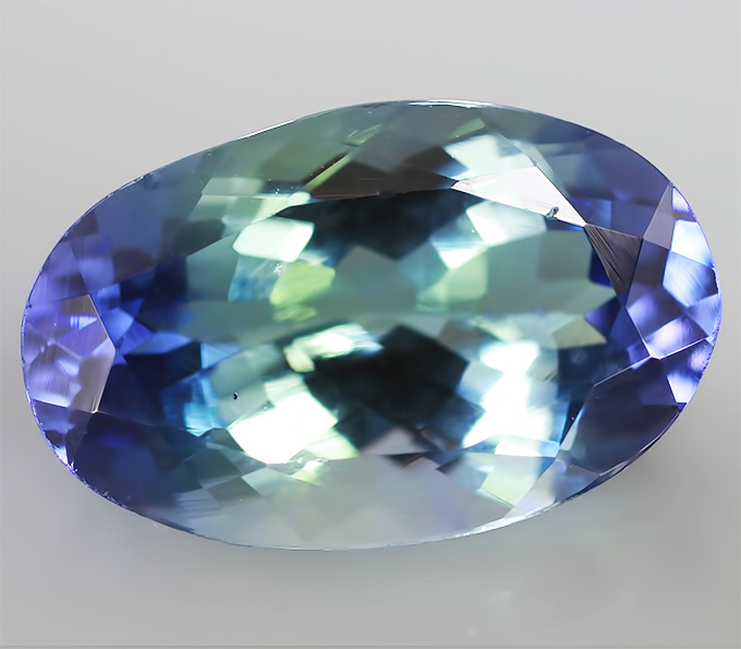 Полихромный танзанит 2,78 карат