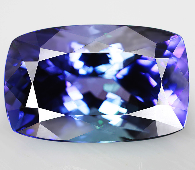 Чистейший танзанит 12 карат