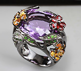Серебряное кольцо с аметистом, цаворитами, желтыми и красными сапфирами Серебро 925