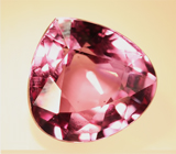 Гранат со сменой цвета 0,72 карат 