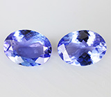 Пара танзанитов 1,9 карат 
