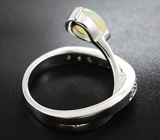 Прелестное серебряное кольцо с эфиопским опалом 1,02 карат Серебро 925