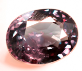 Гранат со сменой цвета 0,65 карат 