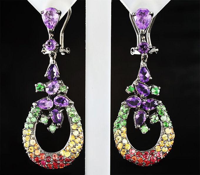 Серебряные серьги с аметистами, цаворитами и разноцветными сапфирами