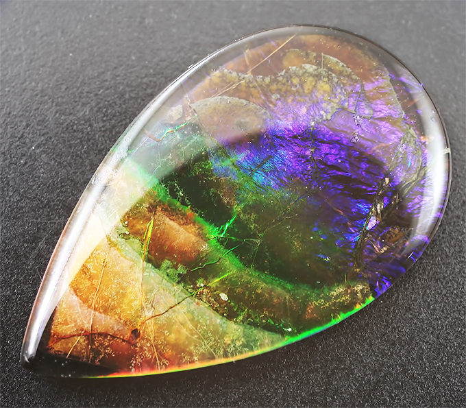 Аммолит аммонита 3,63 карат