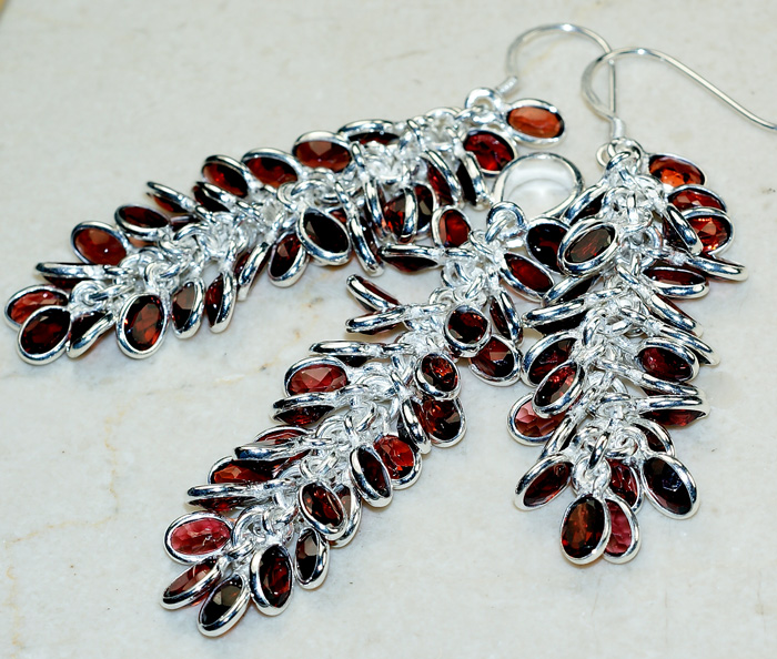 Комплект с гроздьями гранатов