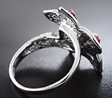 Серебряное кольцо-цветок с аметистами, бесцветными топазами и цветной эмалью Серебро 925