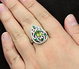 Чудесное серебряное кольцо с перидотом Серебро 925