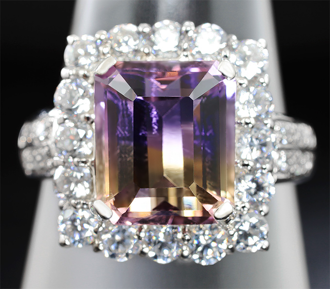 Замечательное серебряное кольцо с аметрином