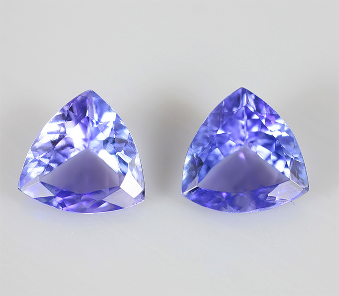 Пара танзанитов 1,46 карат