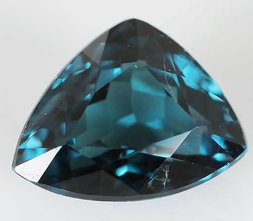 Гранат со сменой цвета 0,75 карат