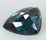 Гранат со сменой цвета 0,75 карат 